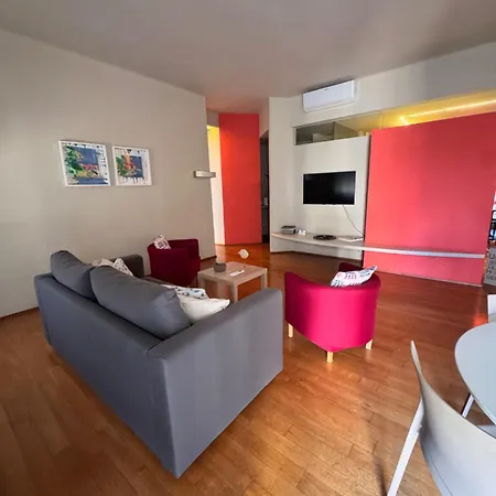 Apartment Greige *